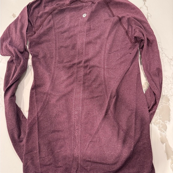 Lululemon run swiftly - Picture 2 of 3